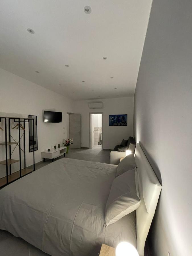Baron'S Suites Палермо Екстериор снимка