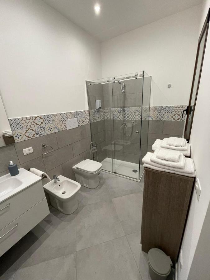 Baron'S Suites Палермо Екстериор снимка